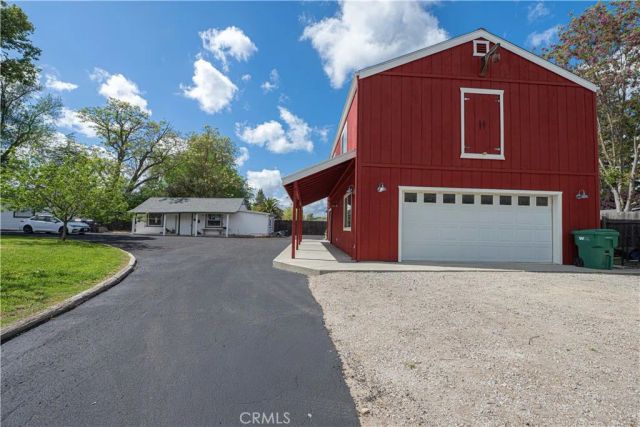 17490 Poplar, Atascadero, CA 93422