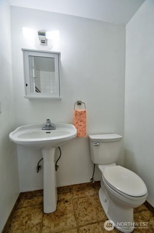 9902 114th Street SW, Lakewood, WA 98498