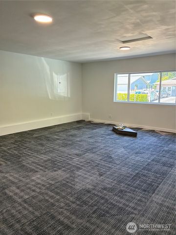 9902 114th Street SW, Lakewood, WA 98498