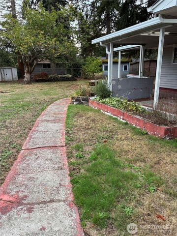 9902 114th Street SW, Lakewood, WA 98498