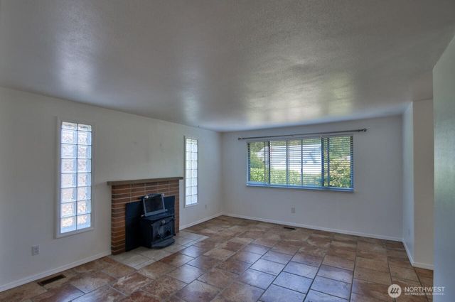 9902 114th Street SW, Lakewood, WA 98498