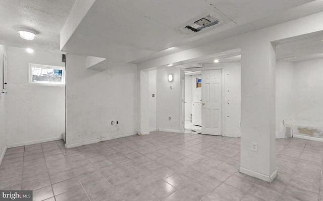 1502 DELMONT LN, Takoma Park, MD 20912