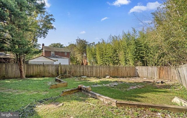 1502 DELMONT LN, Takoma Park, MD 20912