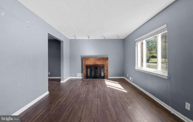 1502 DELMONT LN, Takoma Park, MD 20912