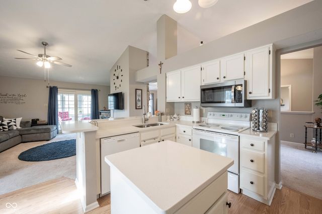 7715 Heather Lane, Fishers, IN 46038