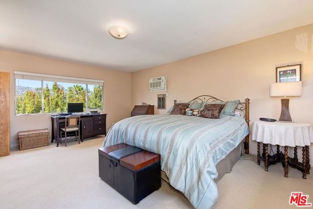 210 N Palm Drive, Beverly Hills, CA 90210