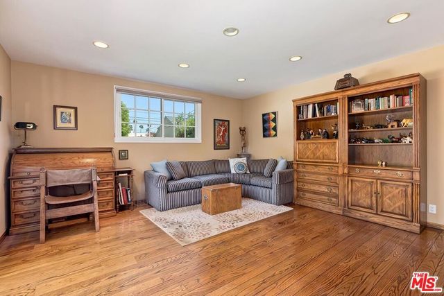 210 N Palm Drive, Beverly Hills, CA 90210