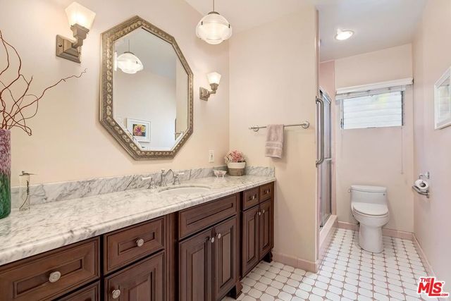 210 N Palm Drive, Beverly Hills, CA 90210