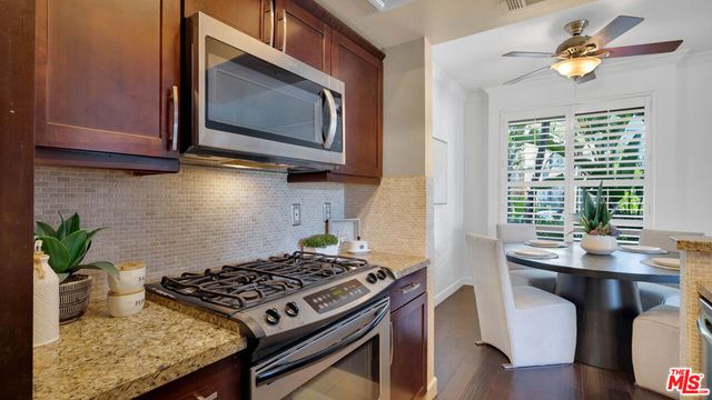 13920 Moorpark Street 106, Sherman Oaks, CA 91423