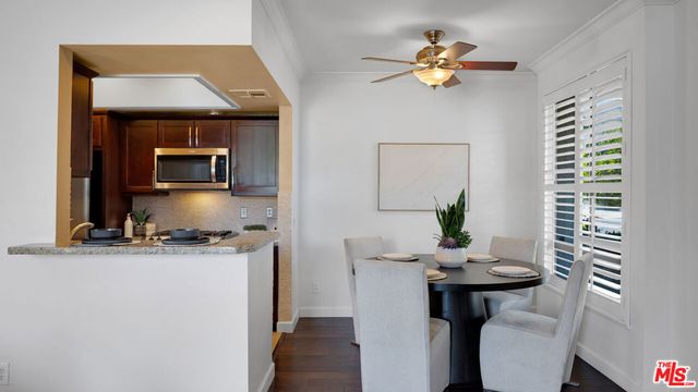 13920 Moorpark Street 106, Sherman Oaks, CA 91423
