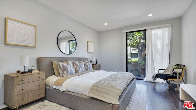 13920 Moorpark Street 106, Sherman Oaks, CA 91423