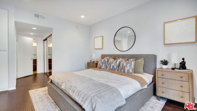 13920 Moorpark Street 106, Sherman Oaks, CA 91423