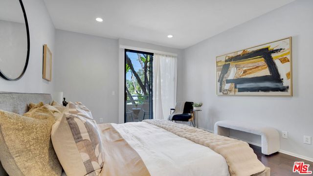 13920 Moorpark Street 106, Sherman Oaks, CA 91423