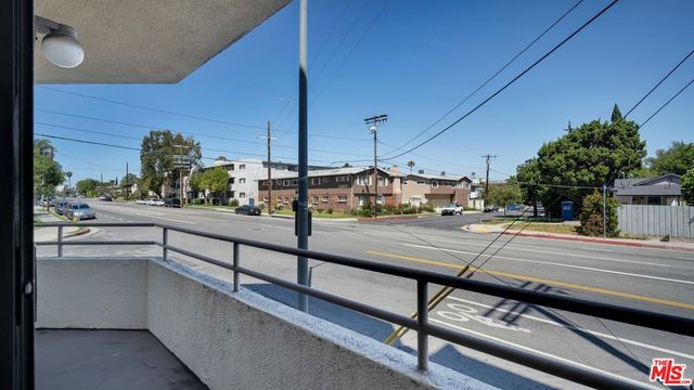 13920 Moorpark Street 106, Sherman Oaks, CA 91423