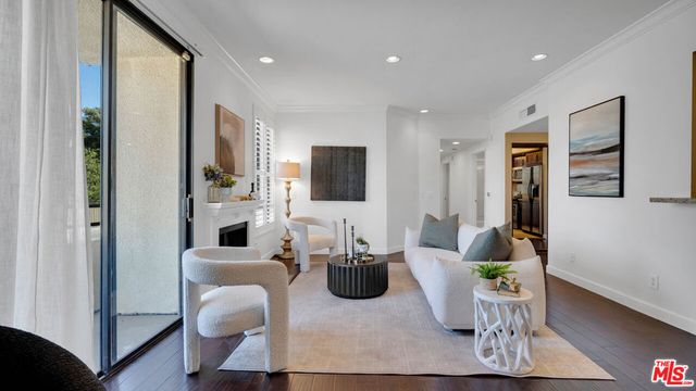 13920 Moorpark Street 106, Sherman Oaks, CA 91423