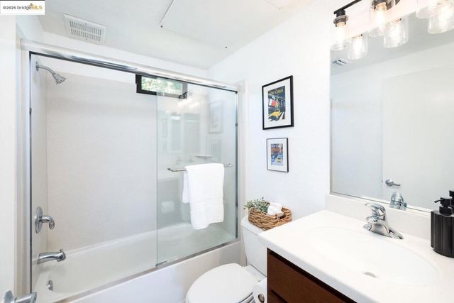 1759 14Th St, Oakland, CA 94607