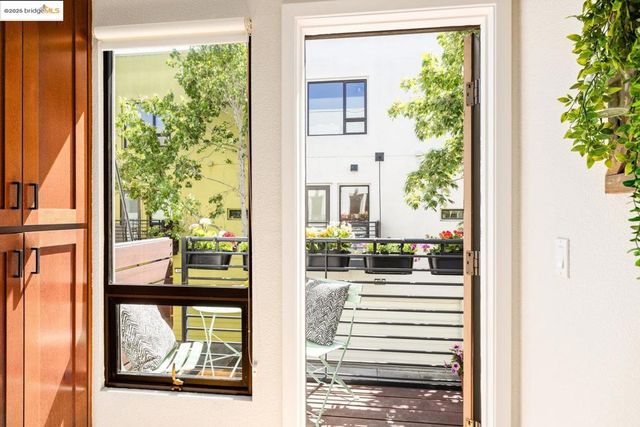 1759 14Th St, Oakland, CA 94607