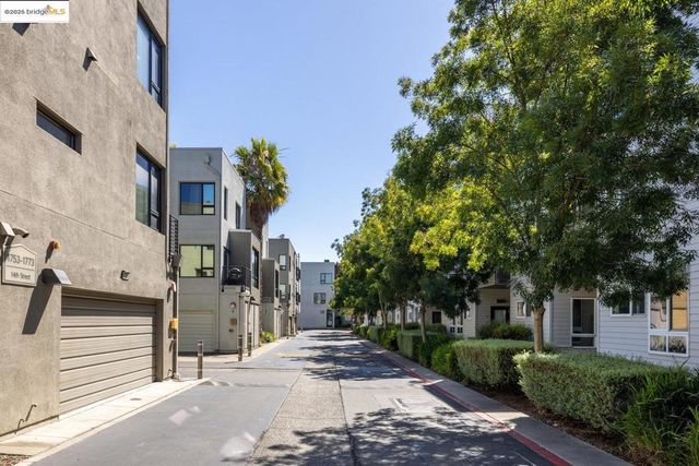 1759 14Th St, Oakland, CA 94607