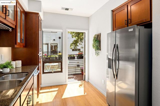 1759 14Th St, Oakland, CA 94607