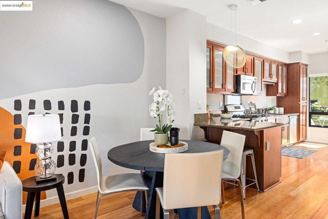 1759 14Th St, Oakland, CA 94607