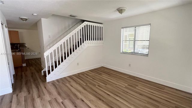 22721 SW 88 PL 9-19, Cutler Bay, FL 33190
