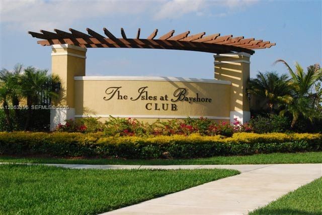 22721 SW 88 PL 9-19, Cutler Bay, FL 33190