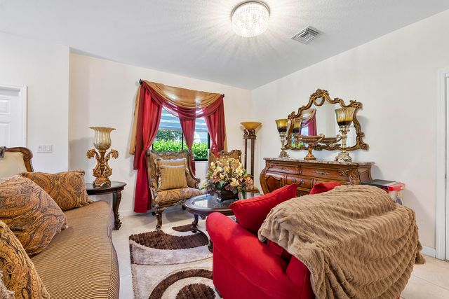 4721 Santa Cruz Way, Davie, FL 33314