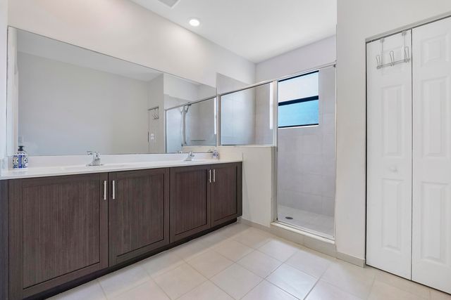 4721 Santa Cruz Way, Davie, FL 33314