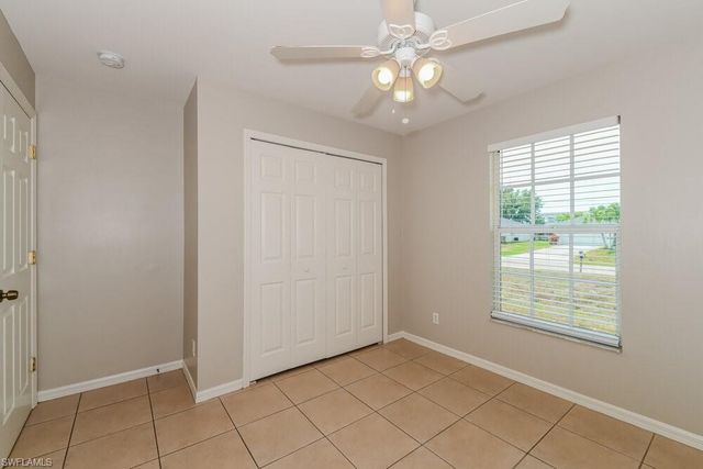 1733 SW 22nd LN, Cape Coral, FL 33991
