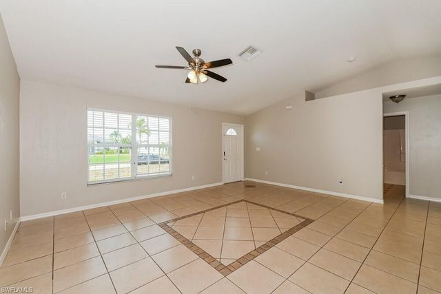 1733 SW 22nd LN, Cape Coral, FL 33991
