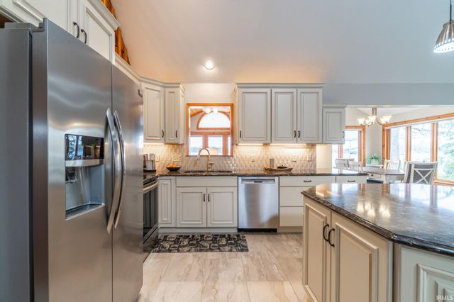 565 & 535 Ln 101 Lake Pleasant, Fremont, IN 46737