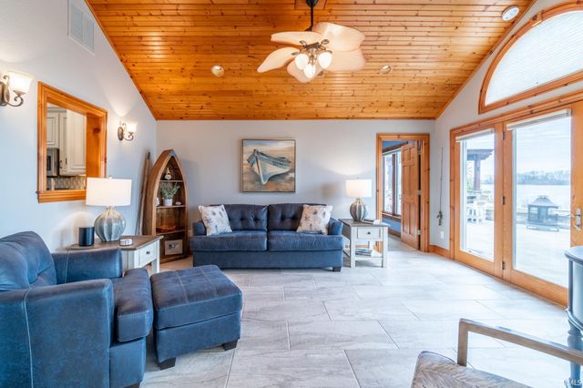 565 & 535 Ln 101 Lake Pleasant, Fremont, IN 46737