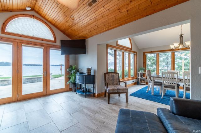 565 & 535 Ln 101 Lake Pleasant, Fremont, IN 46737