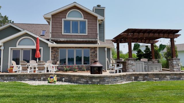 565 & 535 Ln 101 Lake Pleasant, Fremont, IN 46737