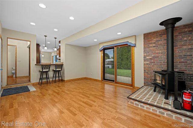 39750 Cheviot Road, Canton Charter Township, MI 48188