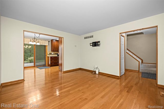 39750 Cheviot Road, Canton Charter Township, MI 48188