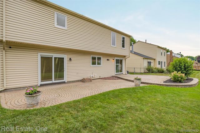 39750 Cheviot Road, Canton Charter Township, MI 48188