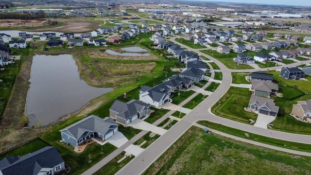 4104 Painted Arabian Run, Deforest, WI 53532