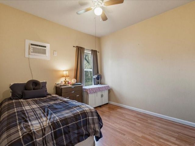 1802 Fort Worth Street, Baytown, TX 77520