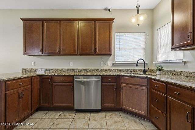517 Concord Grape Way, Vine Grove, KY 40175