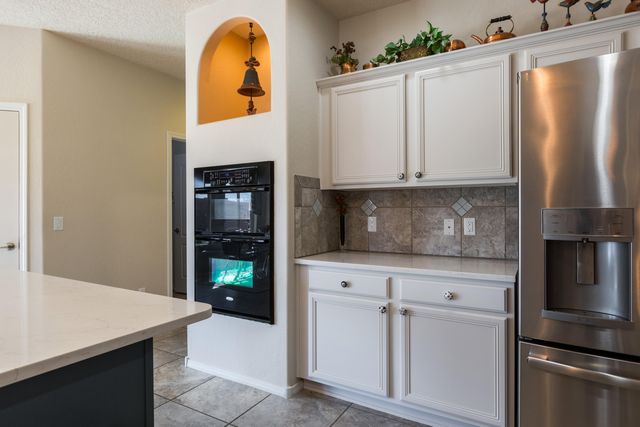 936 Evening Primrose Lane, Bernalillo, NM 87004