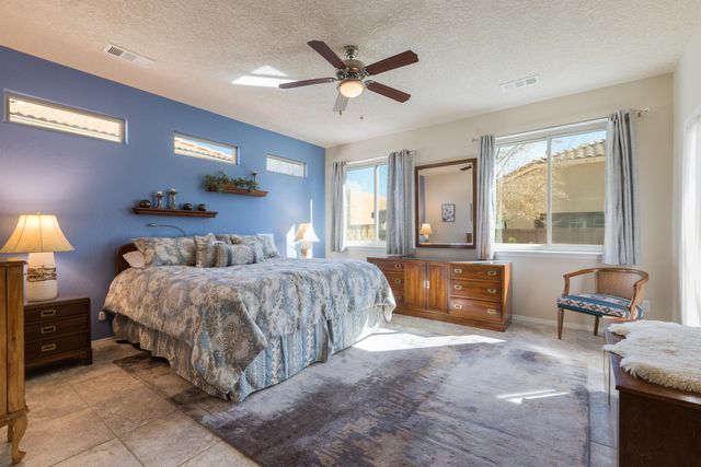 936 Evening Primrose Lane, Bernalillo, NM 87004