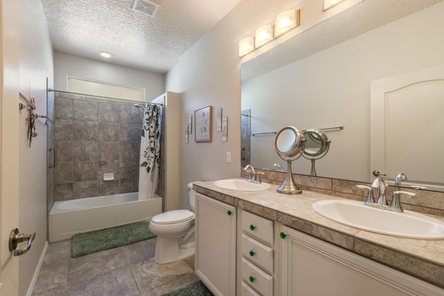 936 Evening Primrose Lane, Bernalillo, NM 87004