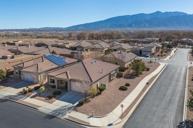 936 Evening Primrose Lane, Bernalillo, NM 87004