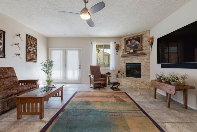 936 Evening Primrose Lane, Bernalillo, NM 87004