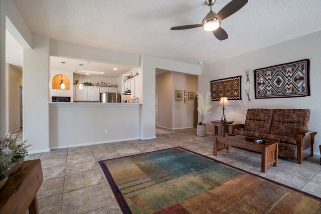 936 Evening Primrose Lane, Bernalillo, NM 87004