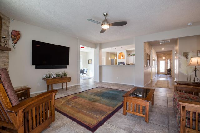 936 Evening Primrose Lane, Bernalillo, NM 87004