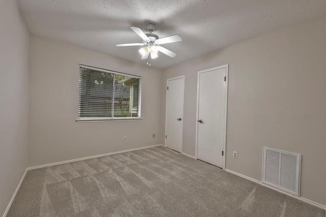 2011 Creek Valley Lane, Sugar Land, TX 77478