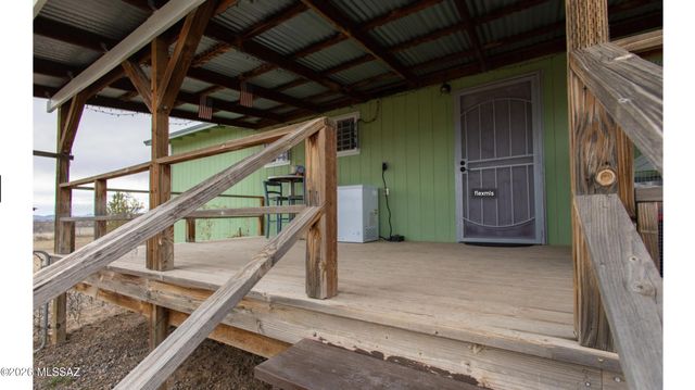 6557 N Kings Highway, Douglas, AZ 85607