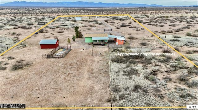 6557 N Kings Highway, Douglas, AZ 85607